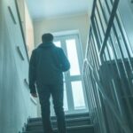 1759389443_Treppenhaus